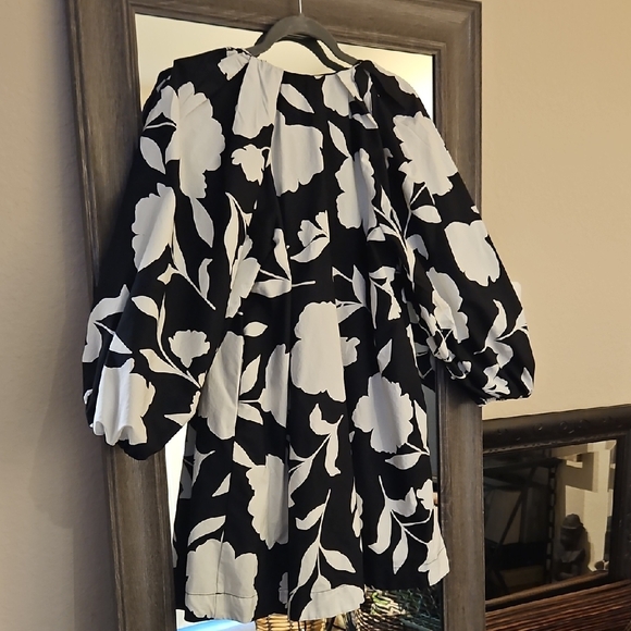 Kate Spade Black and White Floral Long Sleeve Dress - Picture 5 of 8